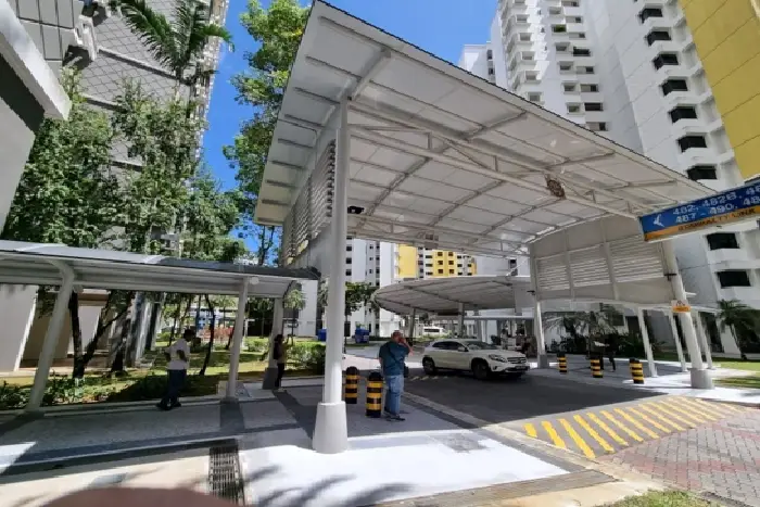 Drop-Off Porch
